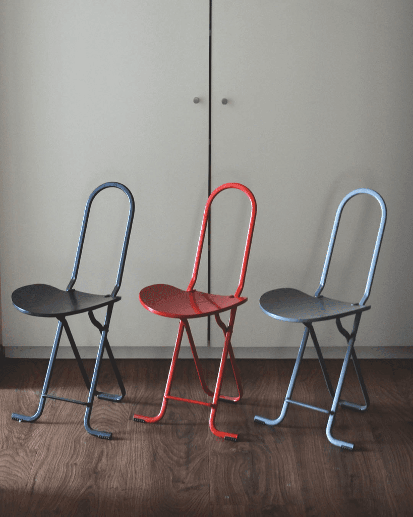 Dafne Chairs - Image 1 of 3